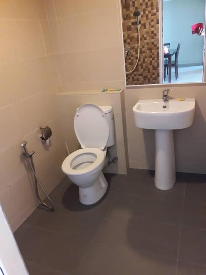 The Barn Private Home @ Sri Sayang Apartment 바투 페링기 외부 사진